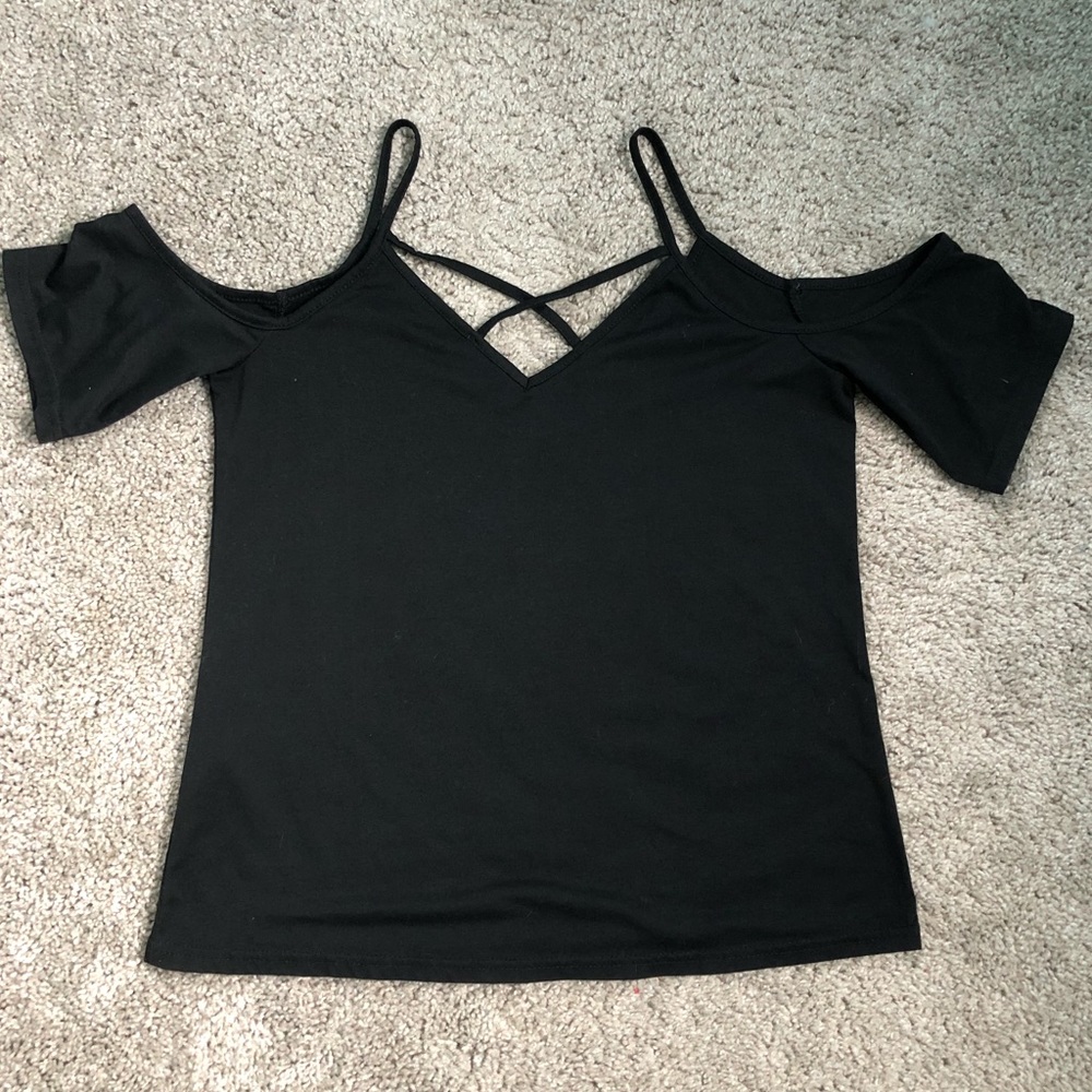 Cold shoulder top